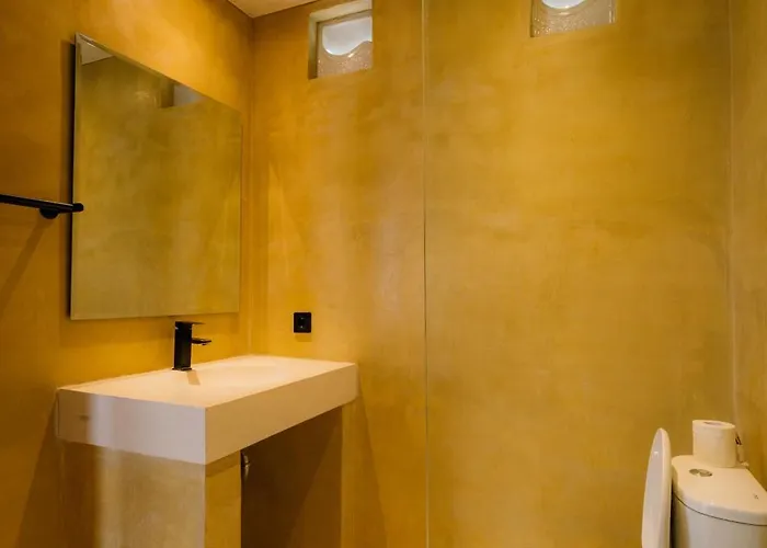 Tegal Wangi 3* チャングー